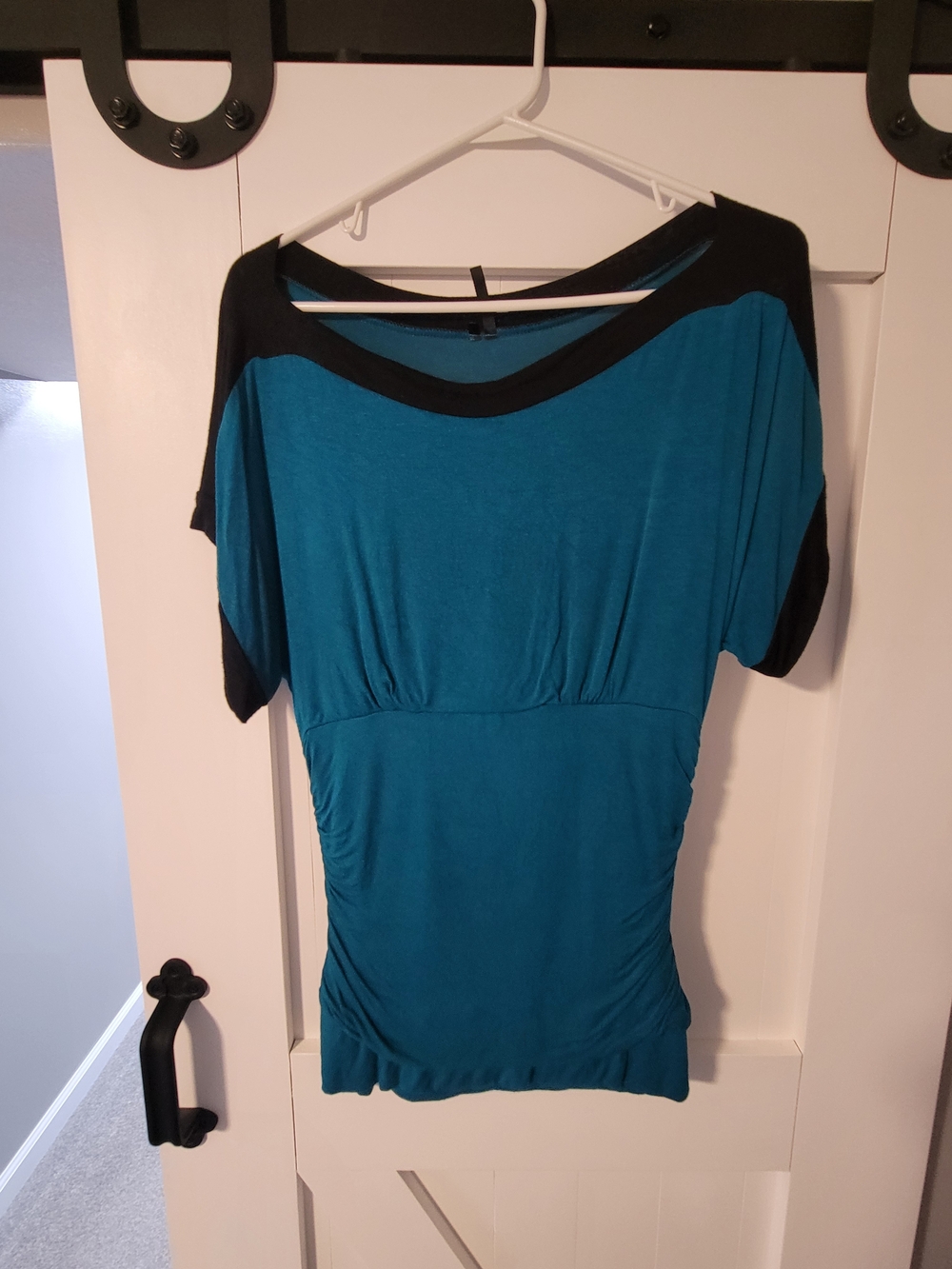 Maurices Teal and Black Short Sleeve Scoop-Neck Top
